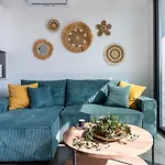 Appartement Azoria - Stylish 1-br & Balcony In Kiti