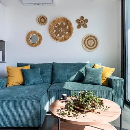 Apartamento Azoria - Stylish 1-br & Balcony In Kiti