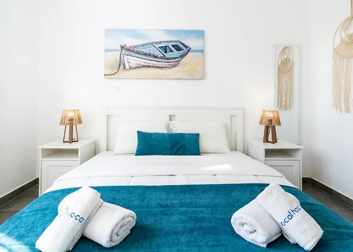 Apartmán Azoria - Stylish 1-br & Balcony In Kiti