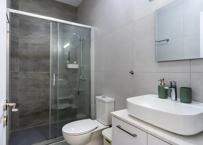 Azoria - Stylish 1-br & Balcony In Apartment Kiti